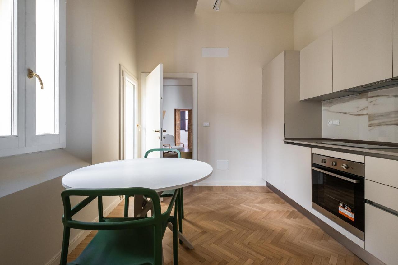 Appartamento D'Azeglio Nel Salotto Di Bologna Eksteriør billede